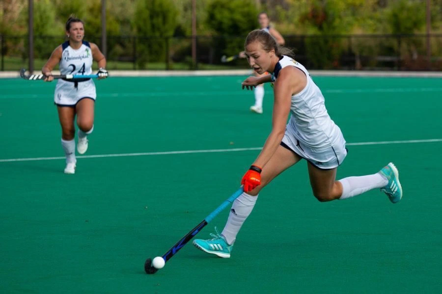 College field hockey player