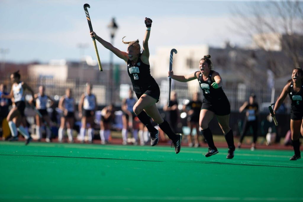 Hockey players celebrating