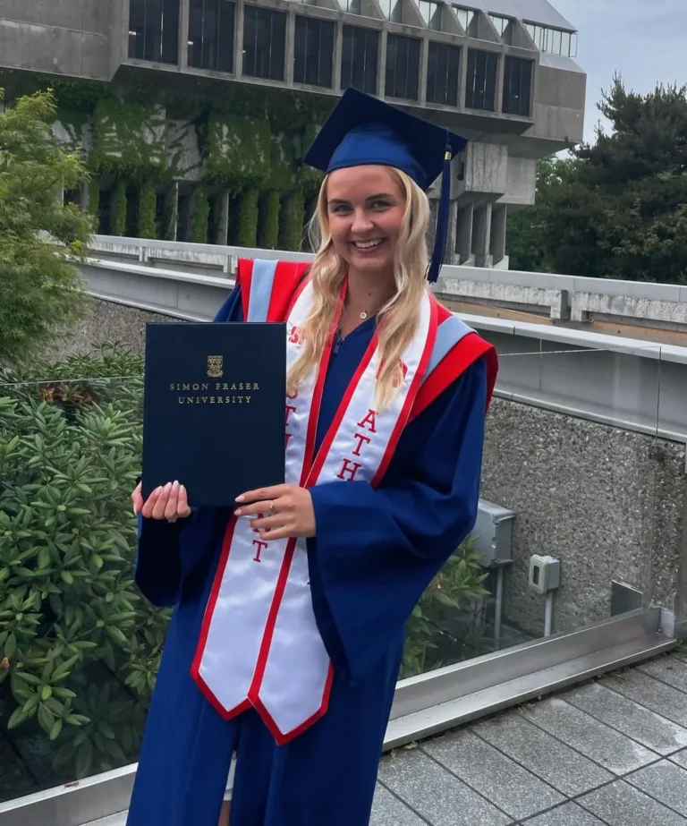 Ella Magnussen graduation